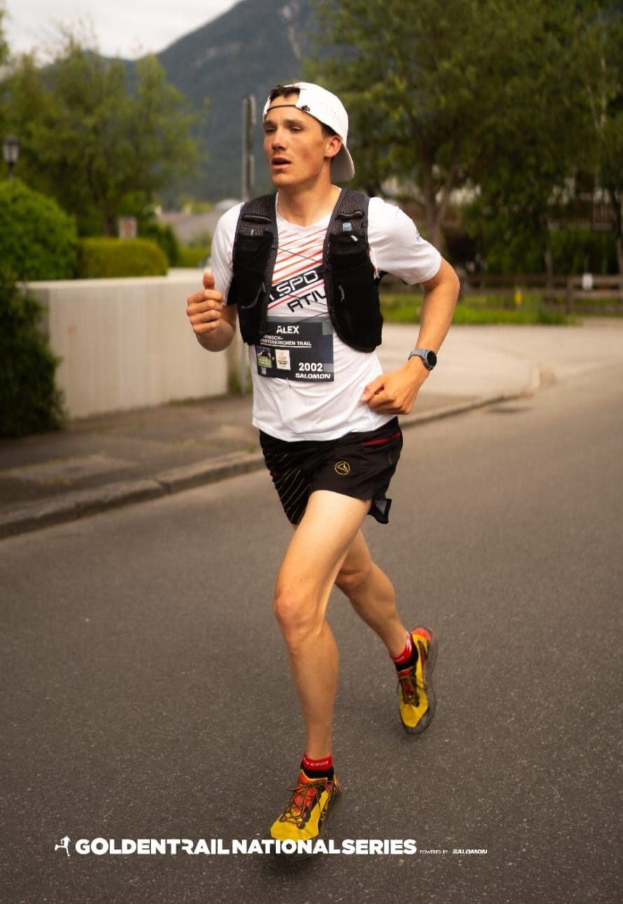[Nombre del atleta] en la montaña